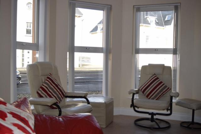 46 West Strand Avenue Portrush Buitenkant foto